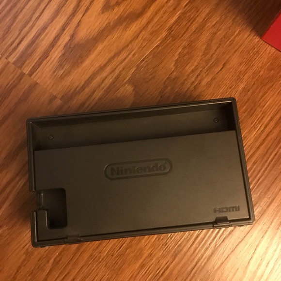 Nintendo switch dock - Picture 2 of 2